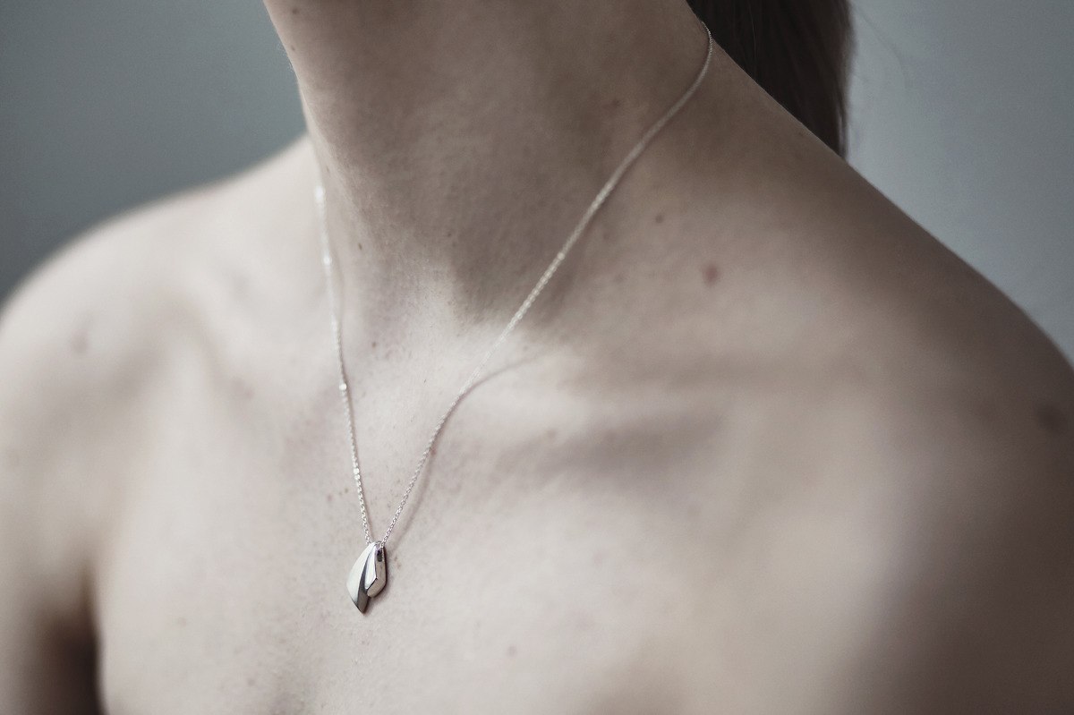 BLOW double / glossy and satin silver necklace BLOW double / glossy and satin silver necklace