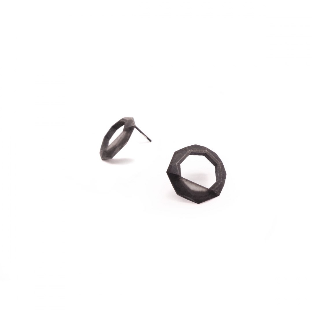 Label BLACK - silver earrings with black resin Label BLACK - silver earrings with black resin