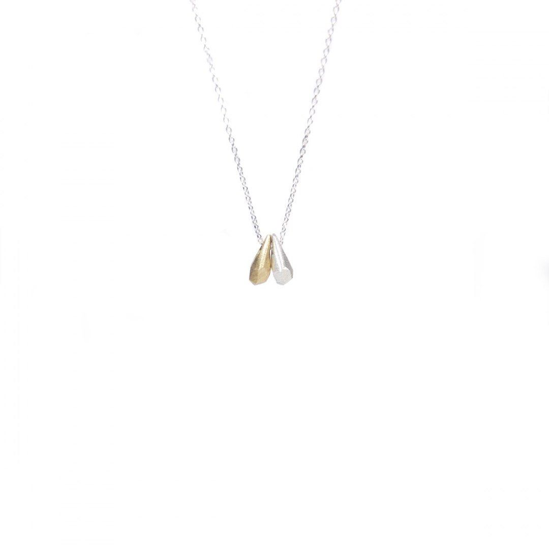 Teardrop little thing / necklace Teardrop little thing / necklace