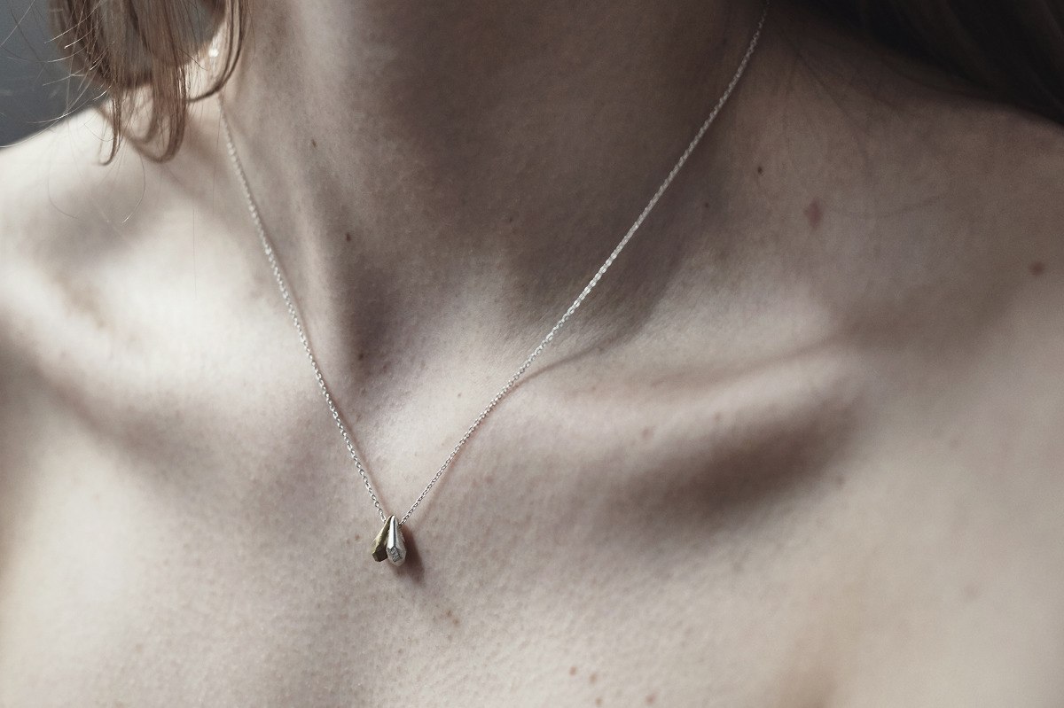 Teardrop little thing / necklace Teardrop little thing / necklace