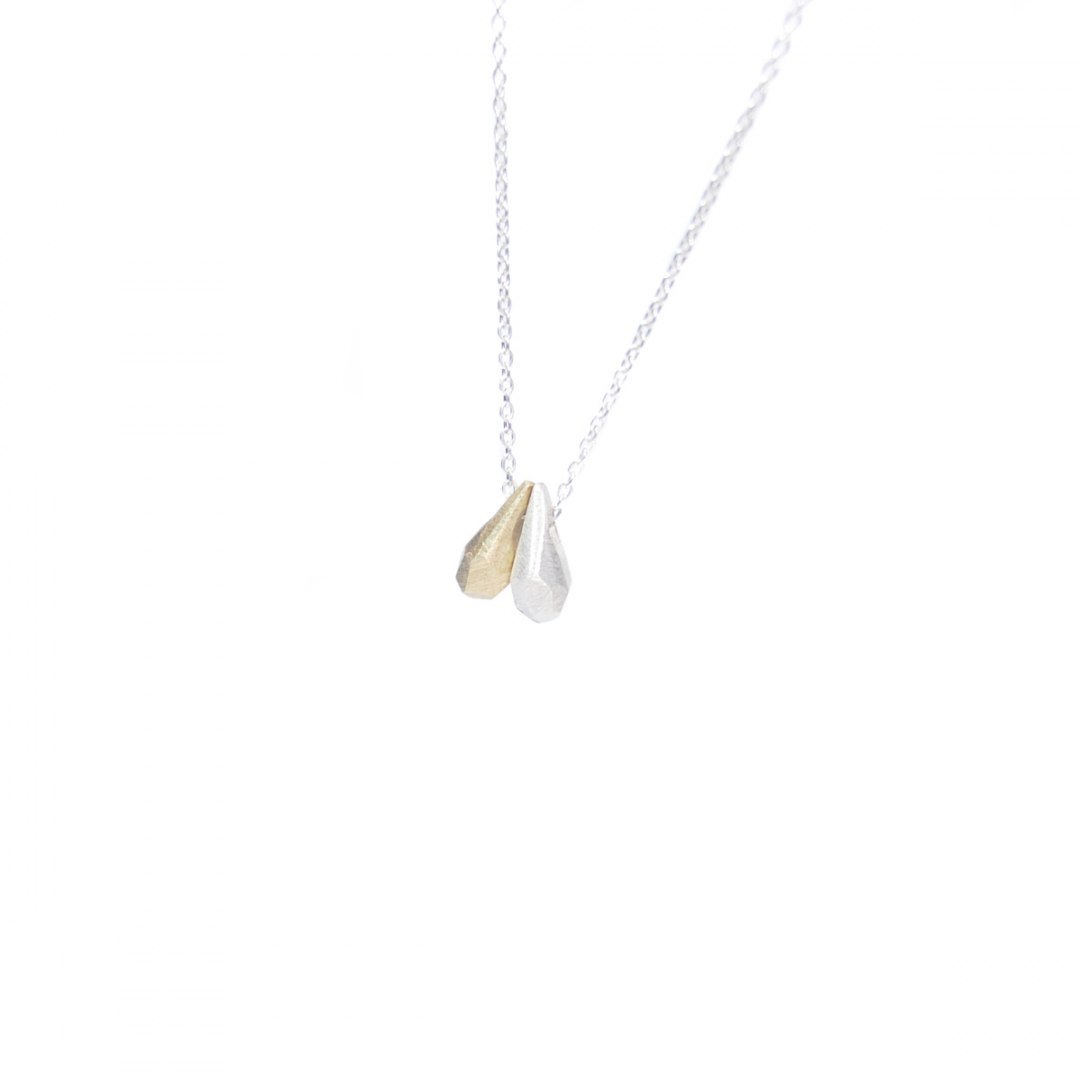 Teardrop little thing / necklace Teardrop little thing / necklace