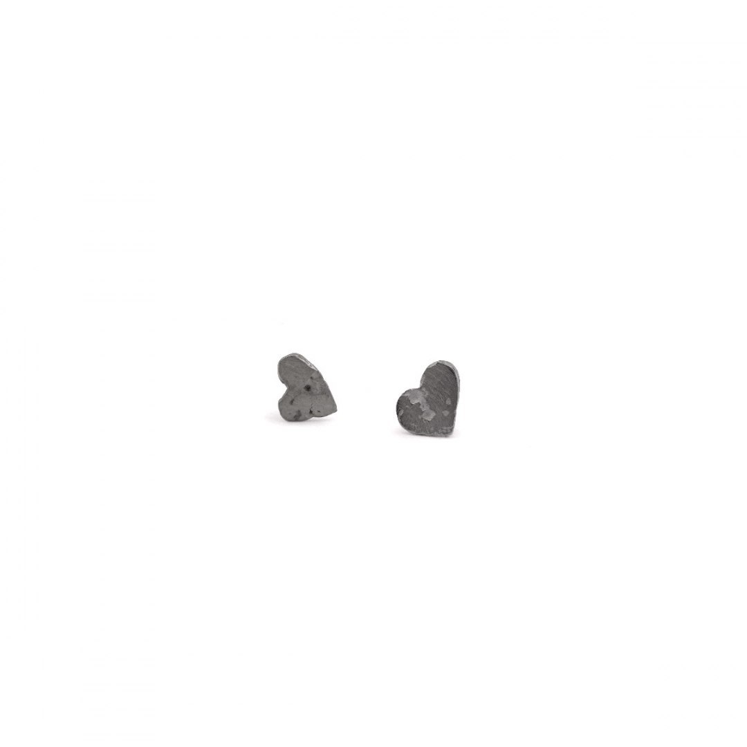 LANE little heart / black silver earrings LANE little heart / black silver earrings