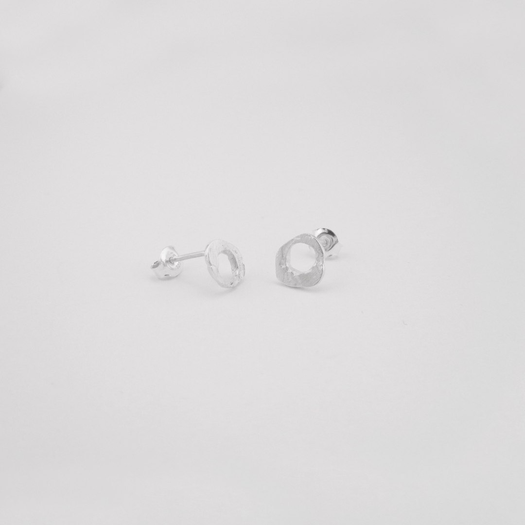 LANE mini circle / recycled silver earrings LANE mini circle / recycled silver earrings