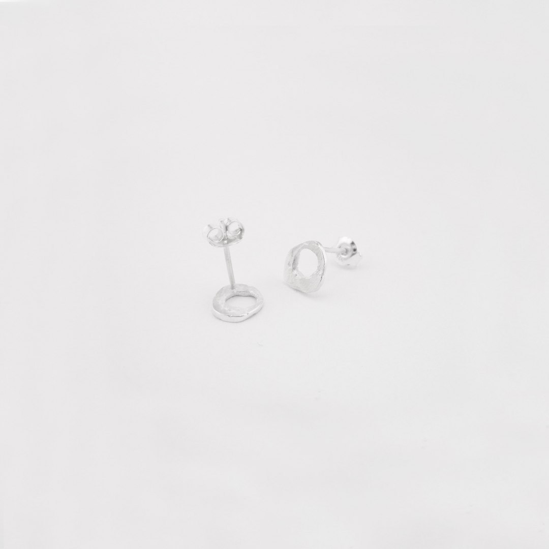 LANE mini circle / recycled silver earrings LANE mini circle / recycled silver earrings
