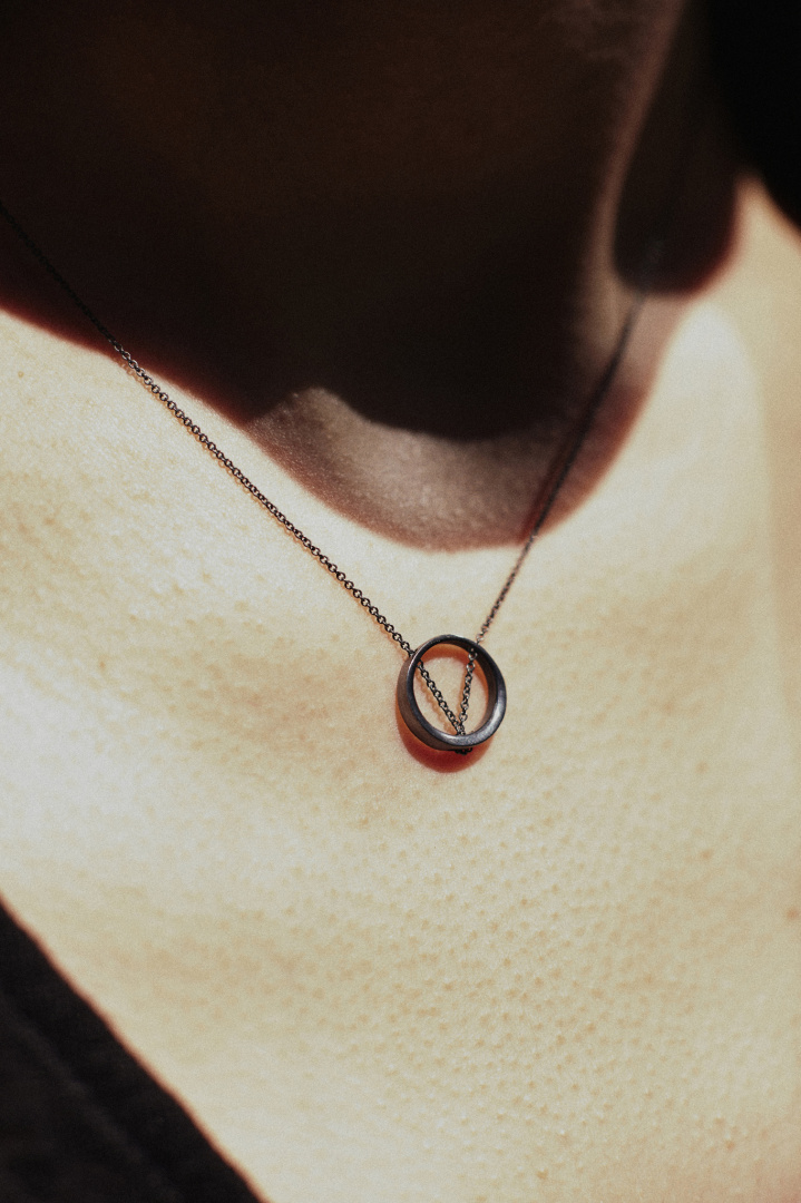 MINIMAL mini necklace / black silver MINIMAL mini necklace / black silver