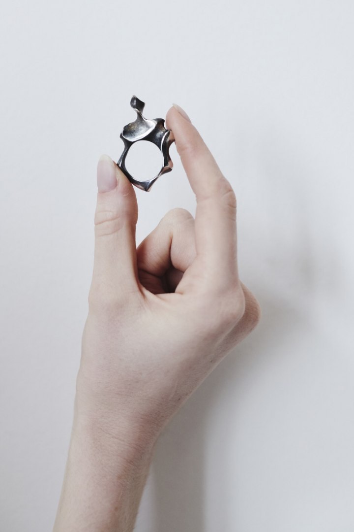 WAVES / BLACK silver ring and necklace WAVES / BLACK silver ring and necklace