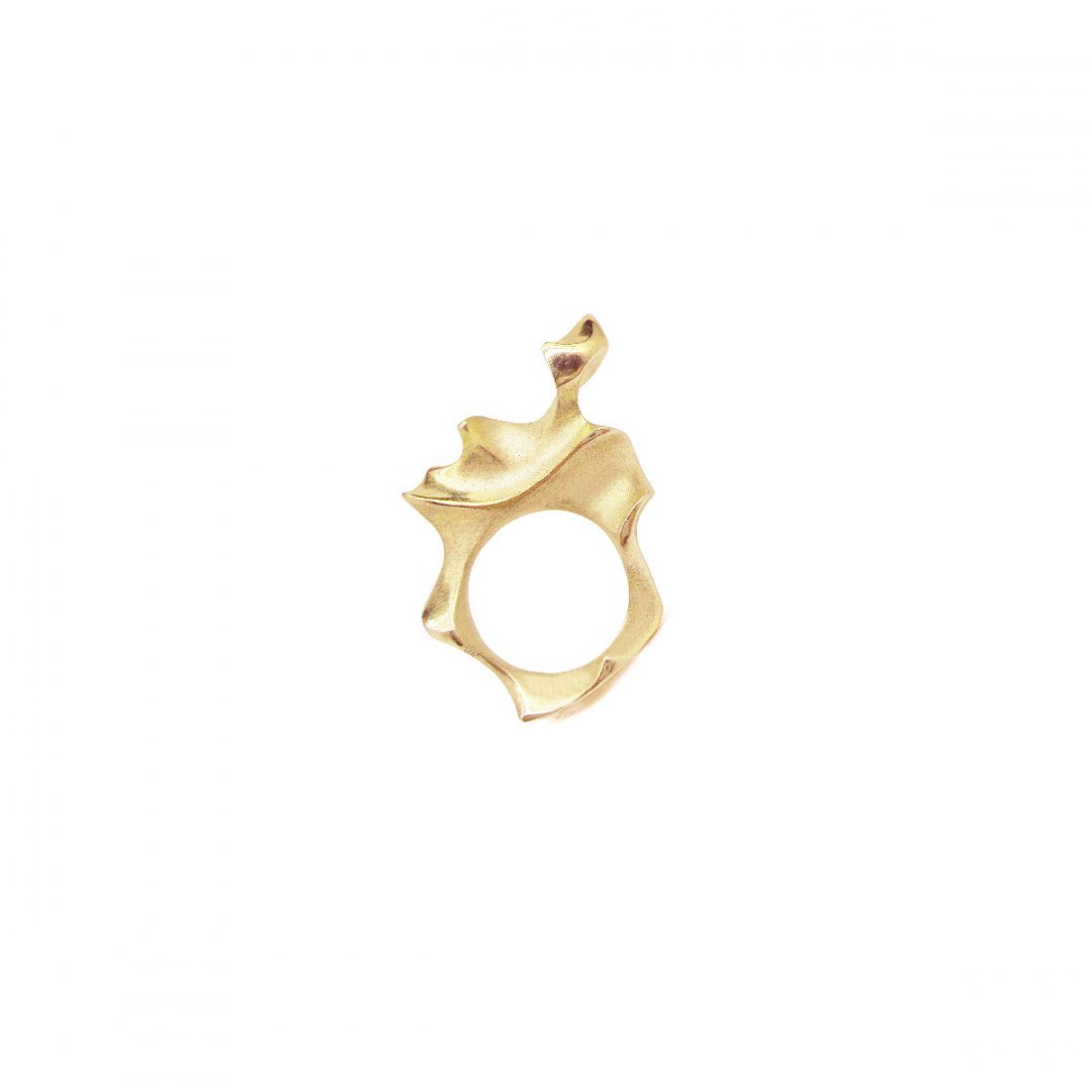 WAVES / Gold ring and necklace WAVES / Gold ring and necklace