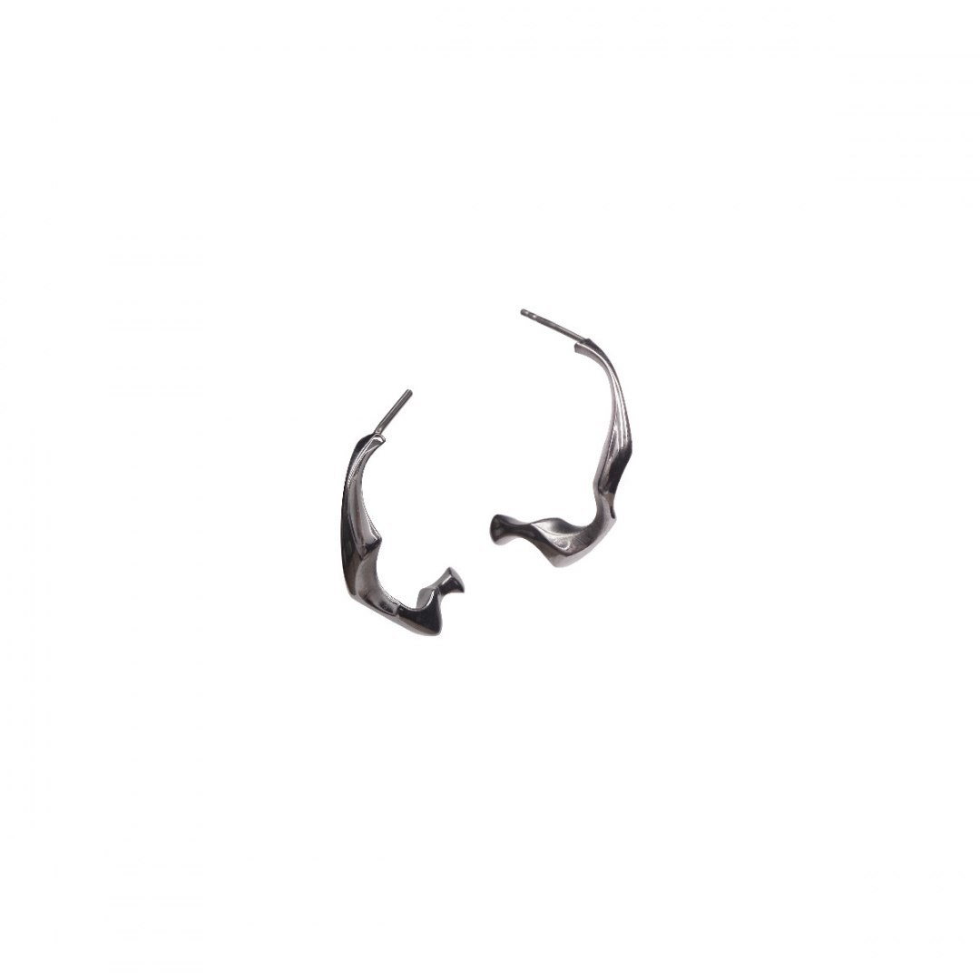 WAVES Semicircle / black silver earrings