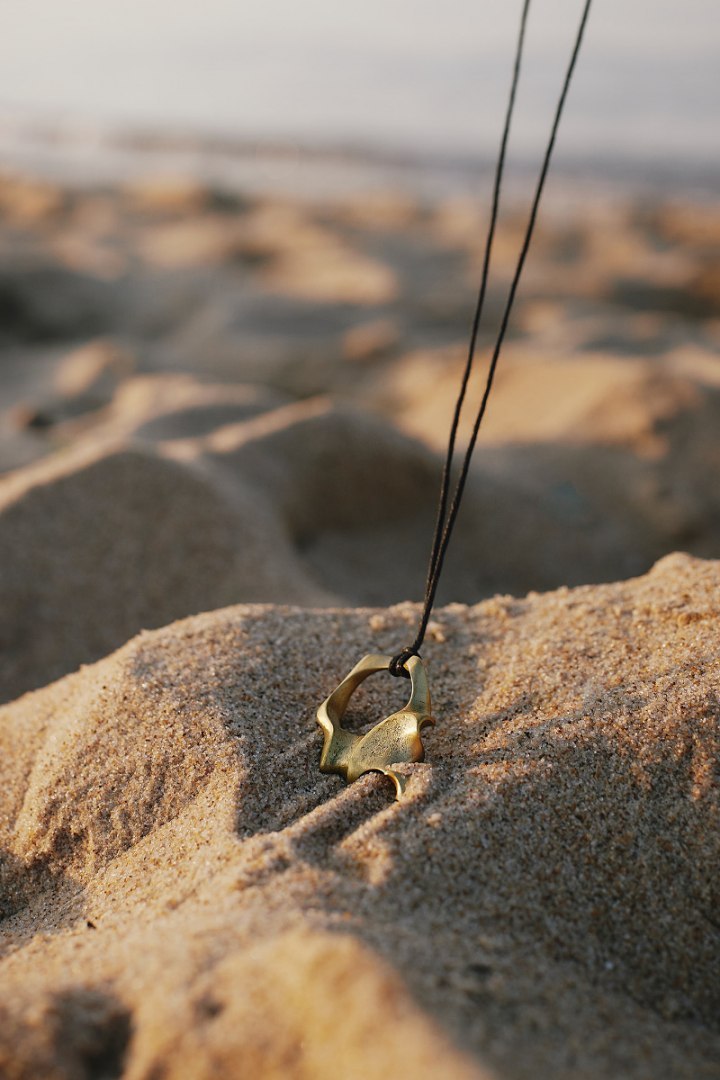 WAVES / brass ring and necklace WAVES / brass ring and necklace