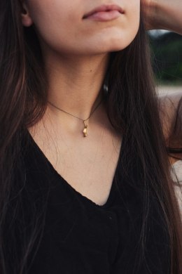 WAVES long / brass necklace