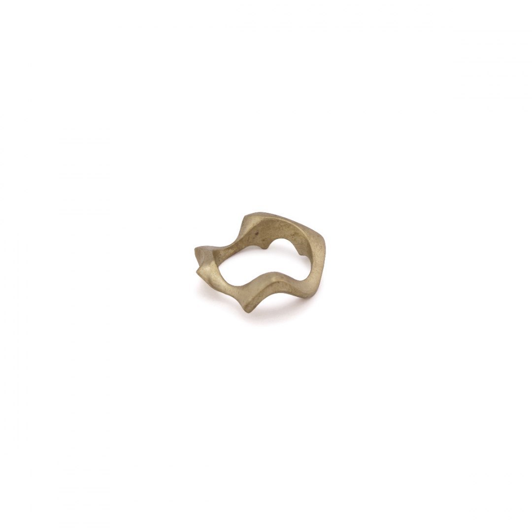 WAVES thick/ brass ring